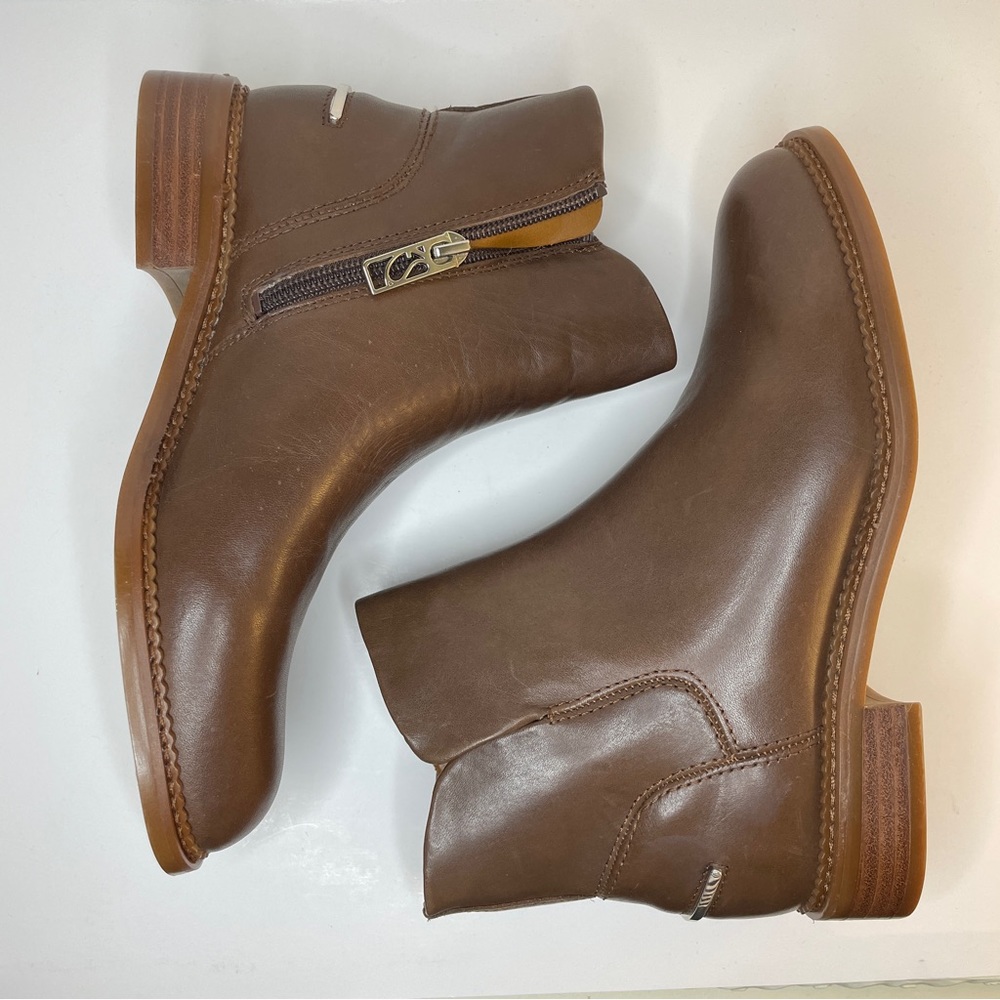 Women’s Franco Sarto Brown Ankle Boot, Size 6, New